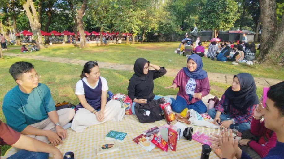 Mengemas Keresahan Daerah, Piknik Sembari Membedah Anggaran