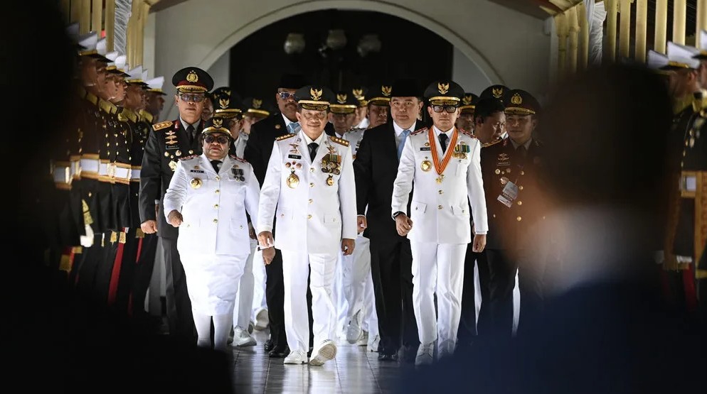 Mempertanyakan Urgensi Kursus Kepala Daerah di Singapura?