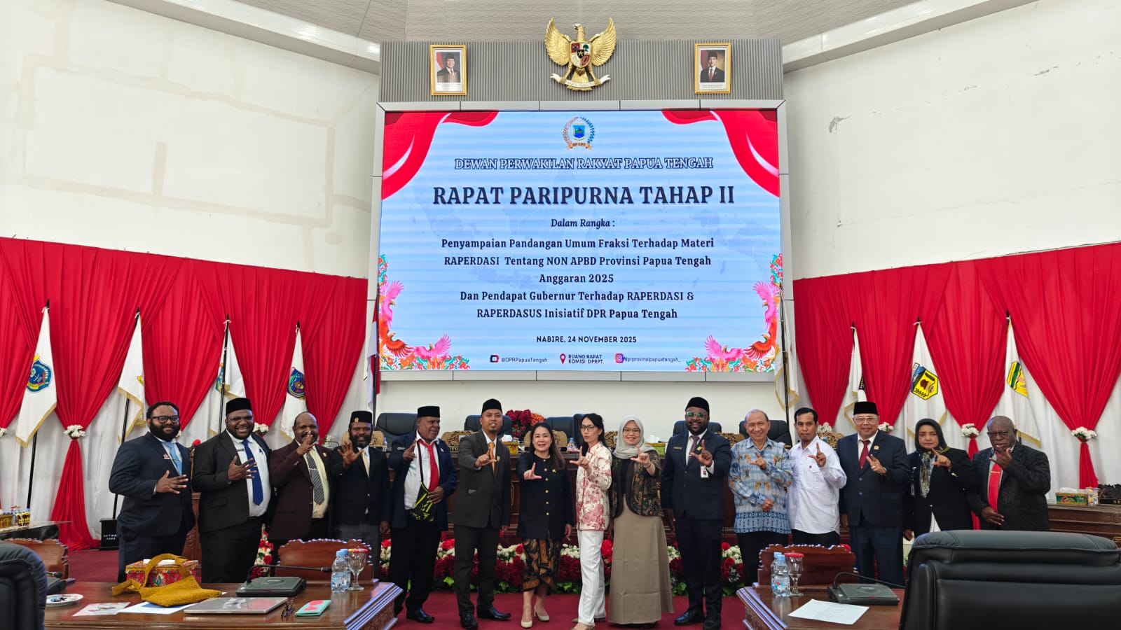Raperdasi & Raperdasus Resmi Diserahkan ke DPR PT